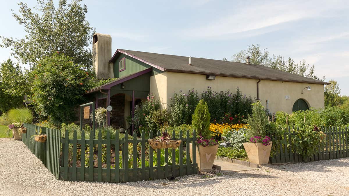 The garden entrance at Harpersfield Vineyard