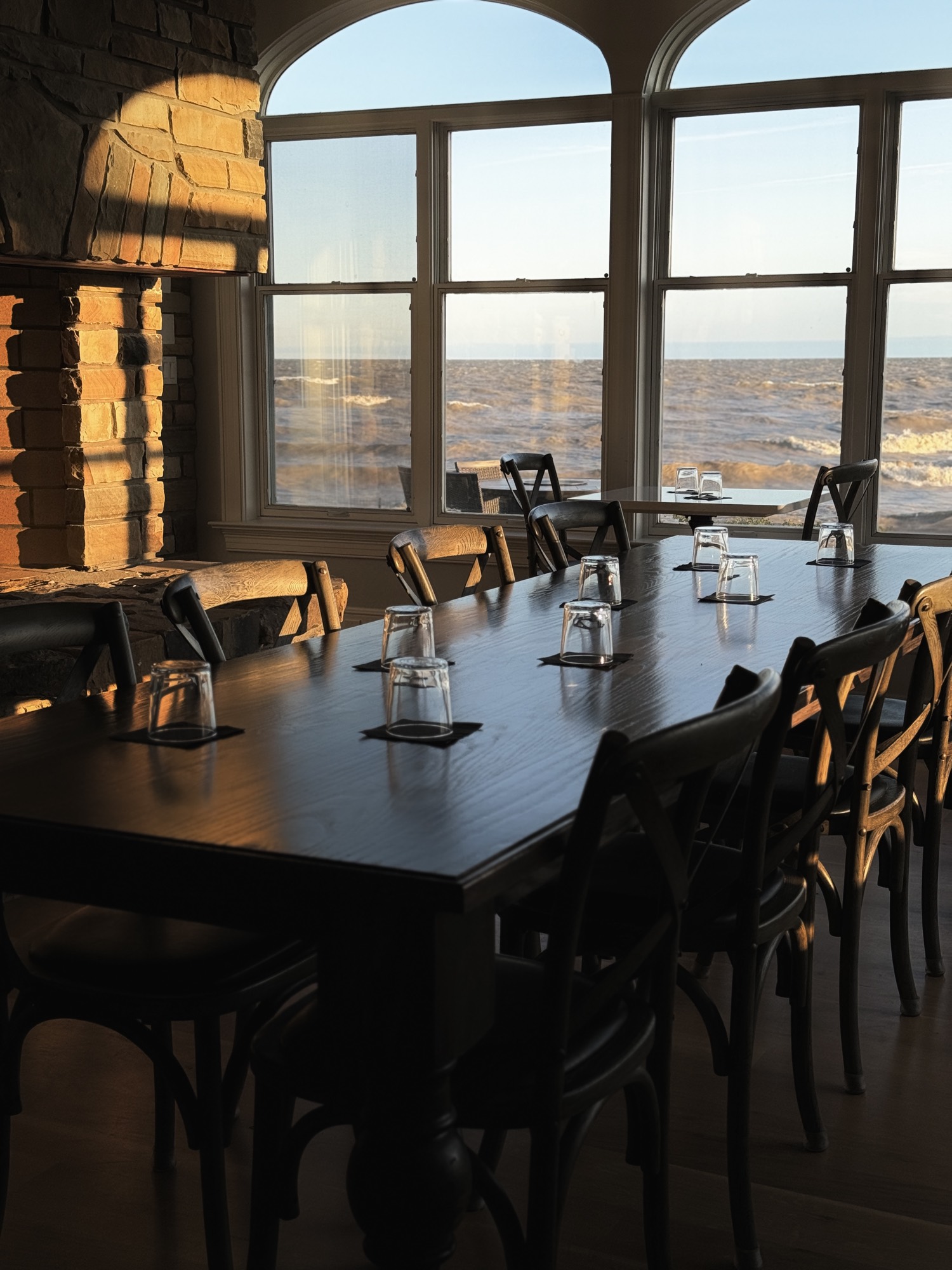 Dining room overlooking Lake Erie
